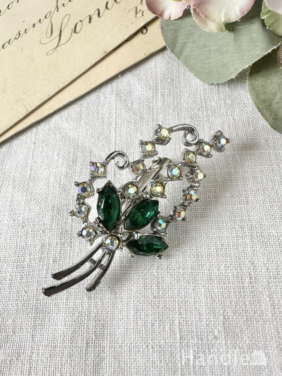 美しいデザインの英国アンティークアクセサリー、深いブルー色のガラスが高貴な雰囲気のビンテージブローチ