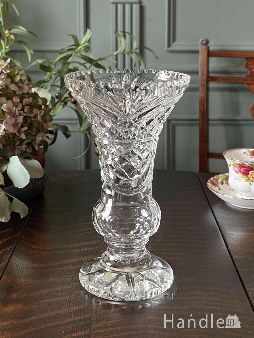 アンティークのガラス雑貨、イギリスで見つけた煌びやかなアンティークガラスのフラワーベース (pg-8171)