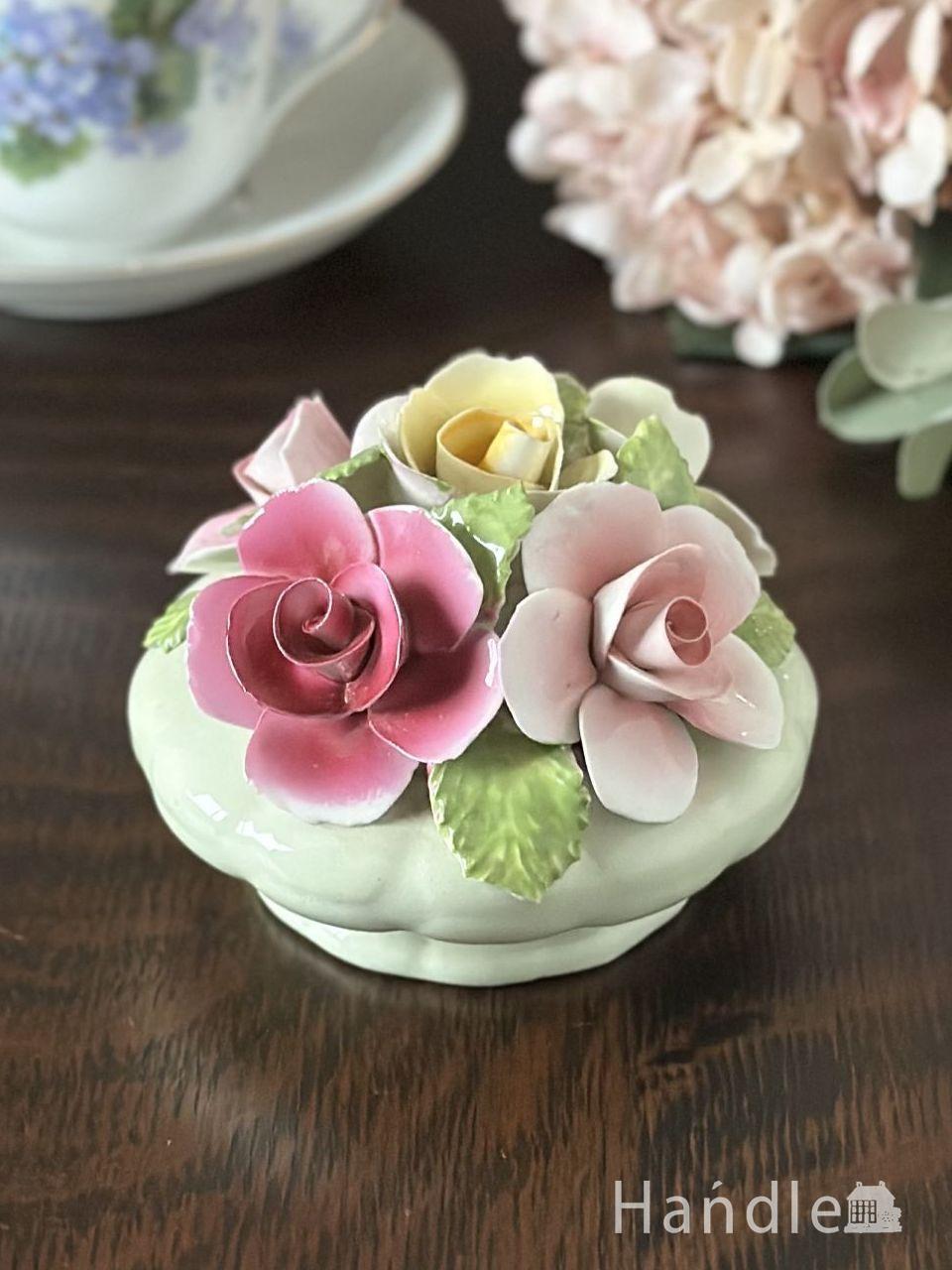 美しいバラの花のアンティーク陶磁器のお花、イギリスから届いたThorleyの陶花