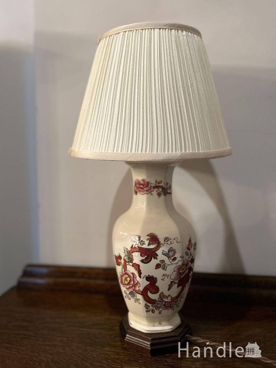 シノワズリなテーブルランプ