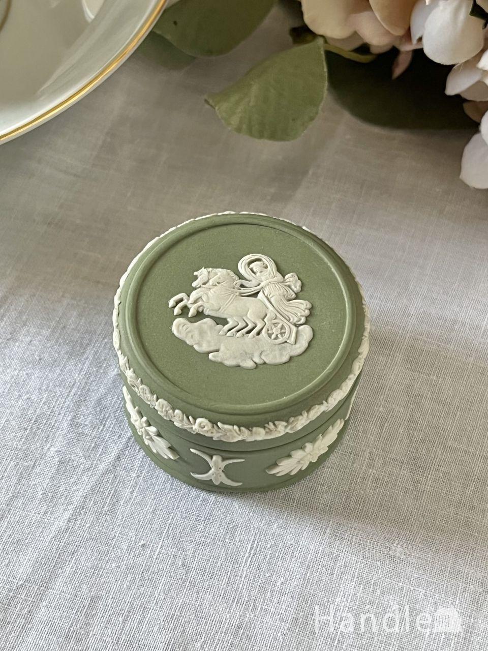 セージグリーン色のジャスパーウェア、英国ウェッジウッドのアンティークボックス (k-6027-z)