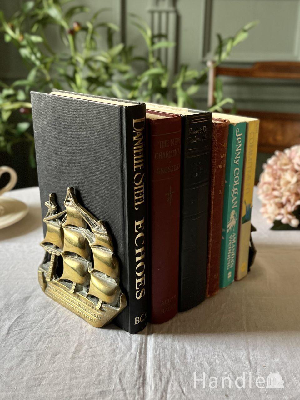 大海原を進む帆船モチーフのアンティーク雑貨、英国から届いたカッコいいアンティークブックエンド