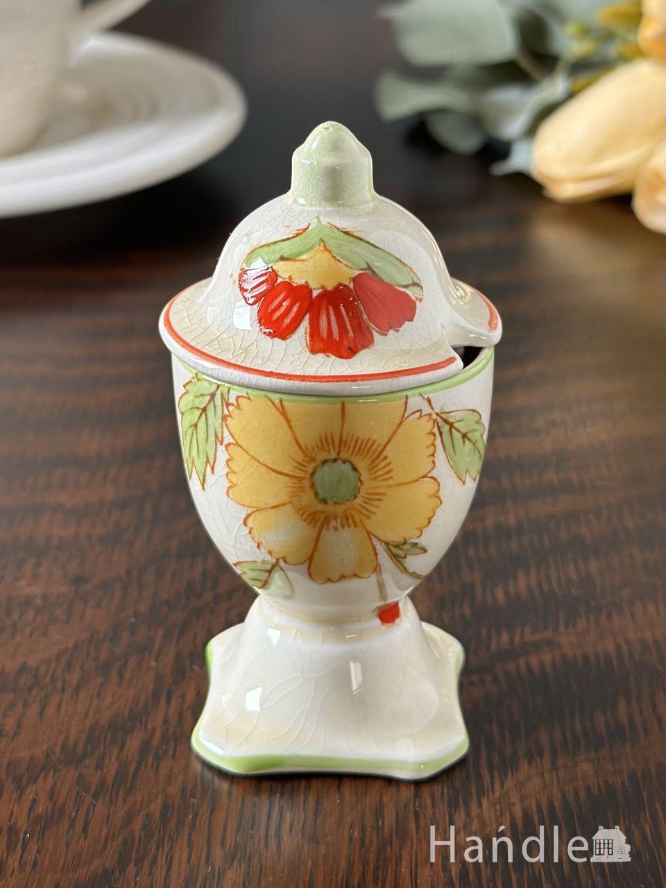 イギリスから届いたアンティークのスパイスポット、お花の絵が描かれた陶磁器のビンテージ器 (m-9892-z)