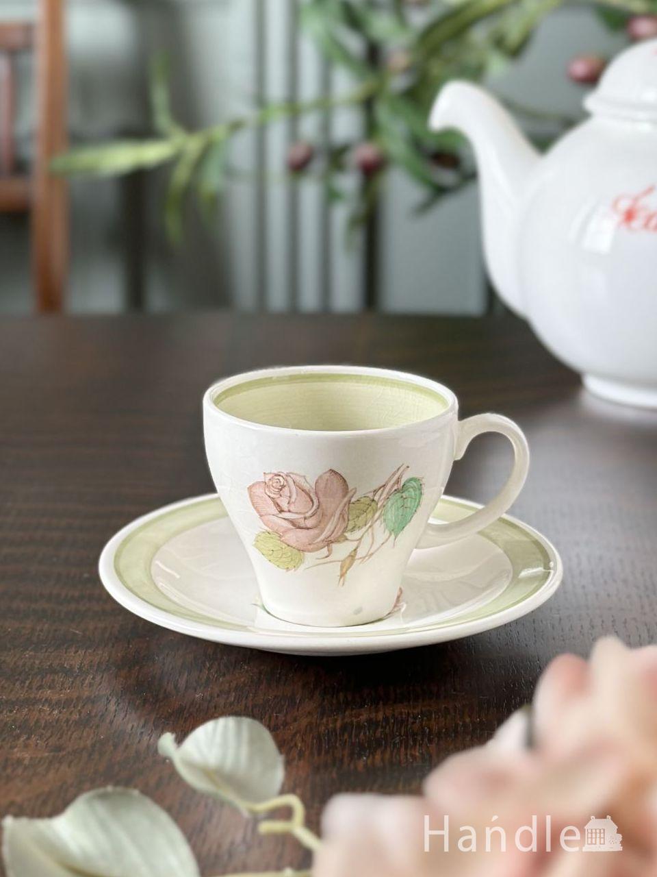 スージークーパーのパトリシアローズ、英国アンティークのデミタスカップ＆ソーサー