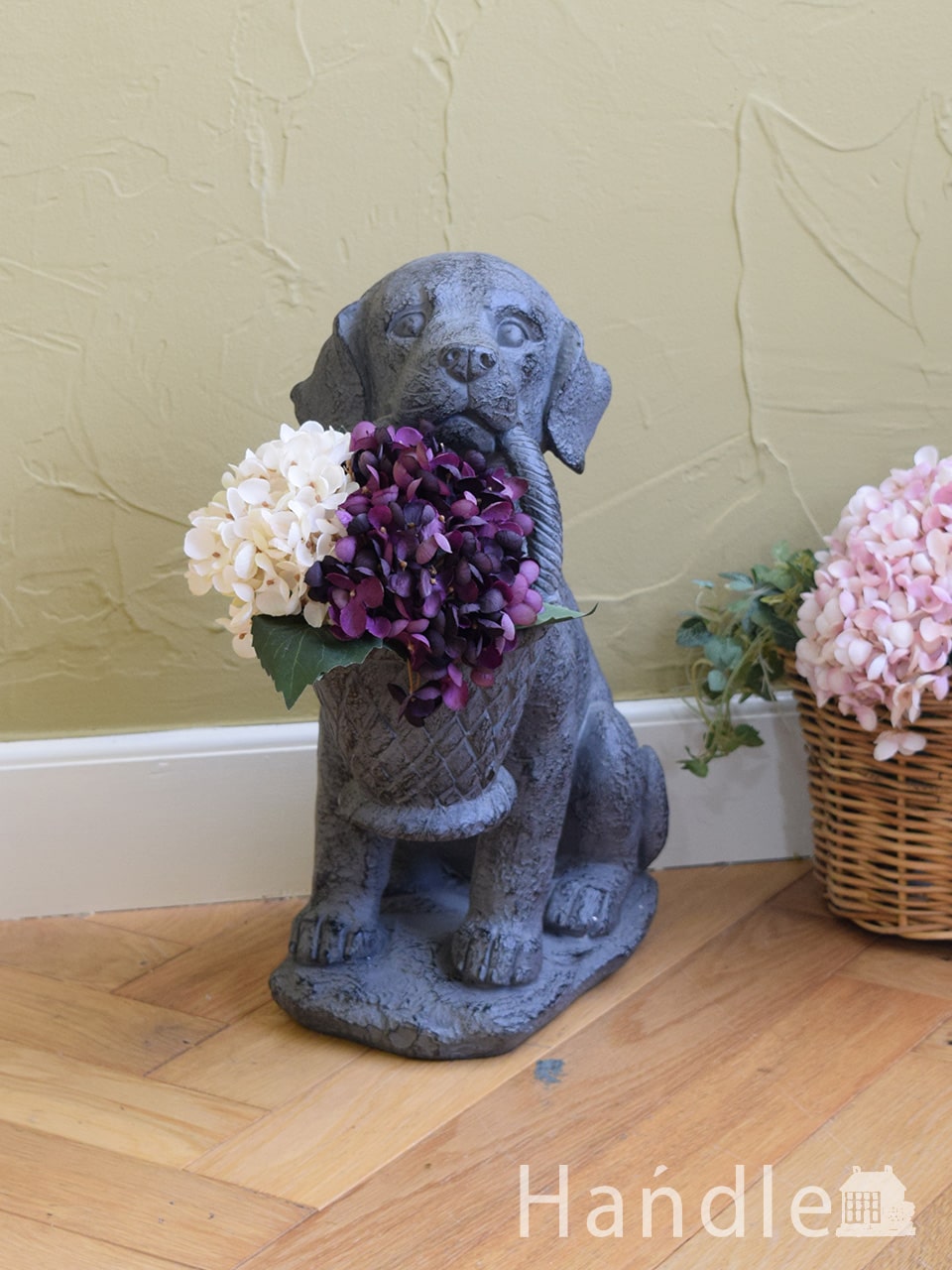 ヨーロッパの雰囲気漂うおしゃれなプランター、可愛い子犬モチーフのガーデニングポット花台 (n20-297)