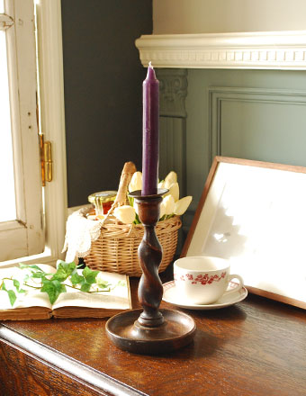 イギリスから到着 木製の素敵なアンティーク キャンドルスタンド(d