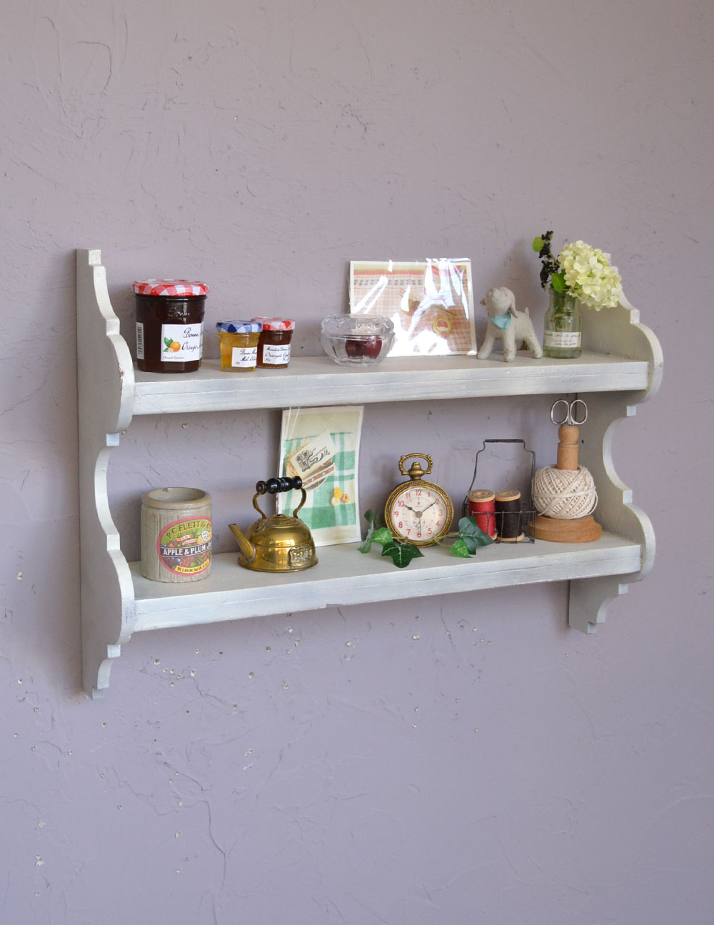 アンティークの小さなペイント家具、たっぷり飾れるウォールシェルフ (d-1065-f)