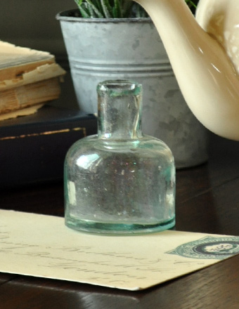 1940年代のアンティーク インクボトル (d-1163-z)