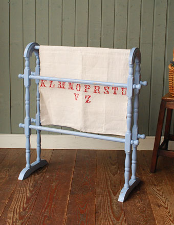 1940年代のアンティーク タオルハンガー（ブルー） (d-750-f)