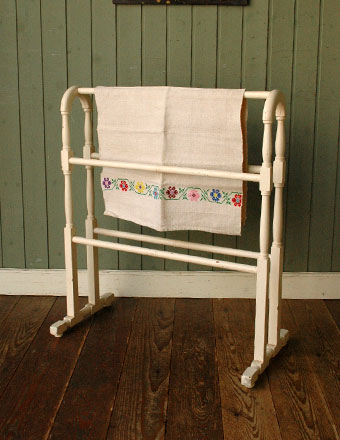 1940年代のアンティーク タオルハンガー（ホワイト） (d-806-f)