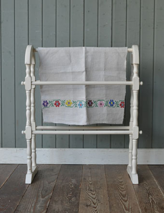 1940年代のアンティーク タオルハンガー（ホワイト） (d-844-f)