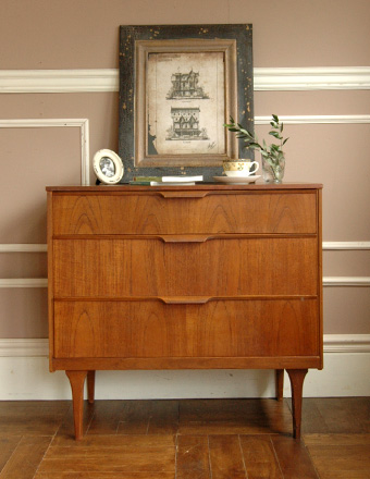 1960年代　AUTIN SUITEのアンティーク  チェスト  (e-296-f)