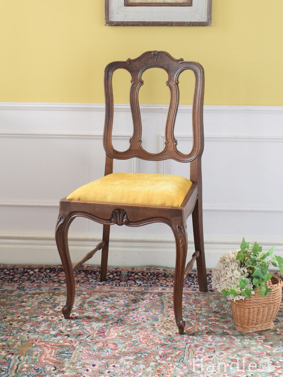 猫足が優雅なアンティークのダイニング椅子、フランスから届いた美しいアンティークチェア  (j-767-c)
