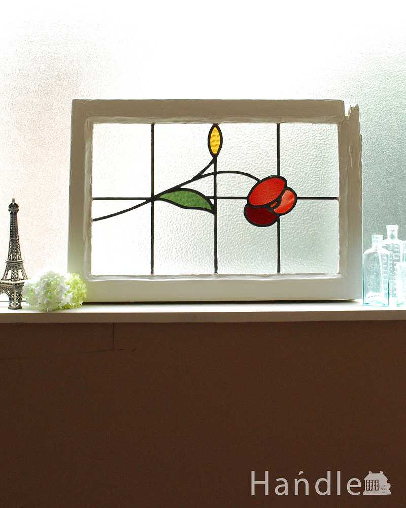 真っ赤なお花のグラデーションが印象的なアンティークステンドグラス (g-1058)