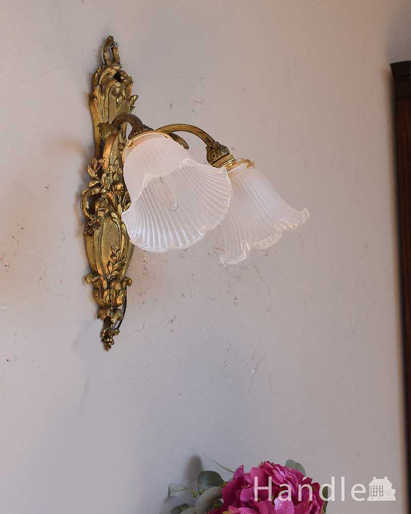 美しいフランスのアンティークウォールブラケット(2灯)（Ｅ17シャンデリア球付） (h-337-z)