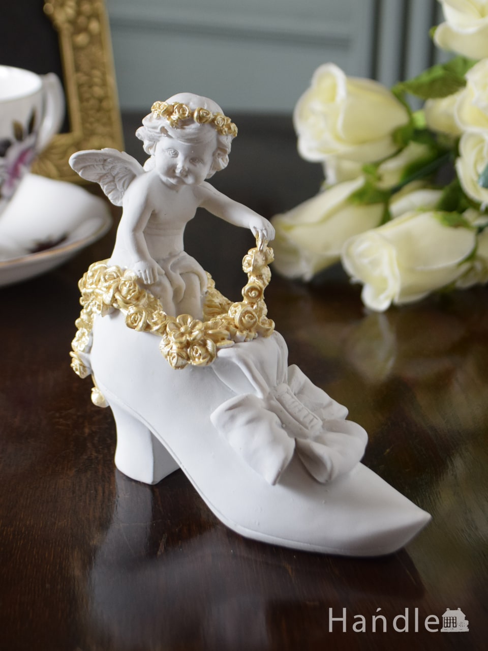 アンティーク風の可愛いディスプレイ雑貨、天使の形のデコラティブなオブジェ（靴） (n12-406)