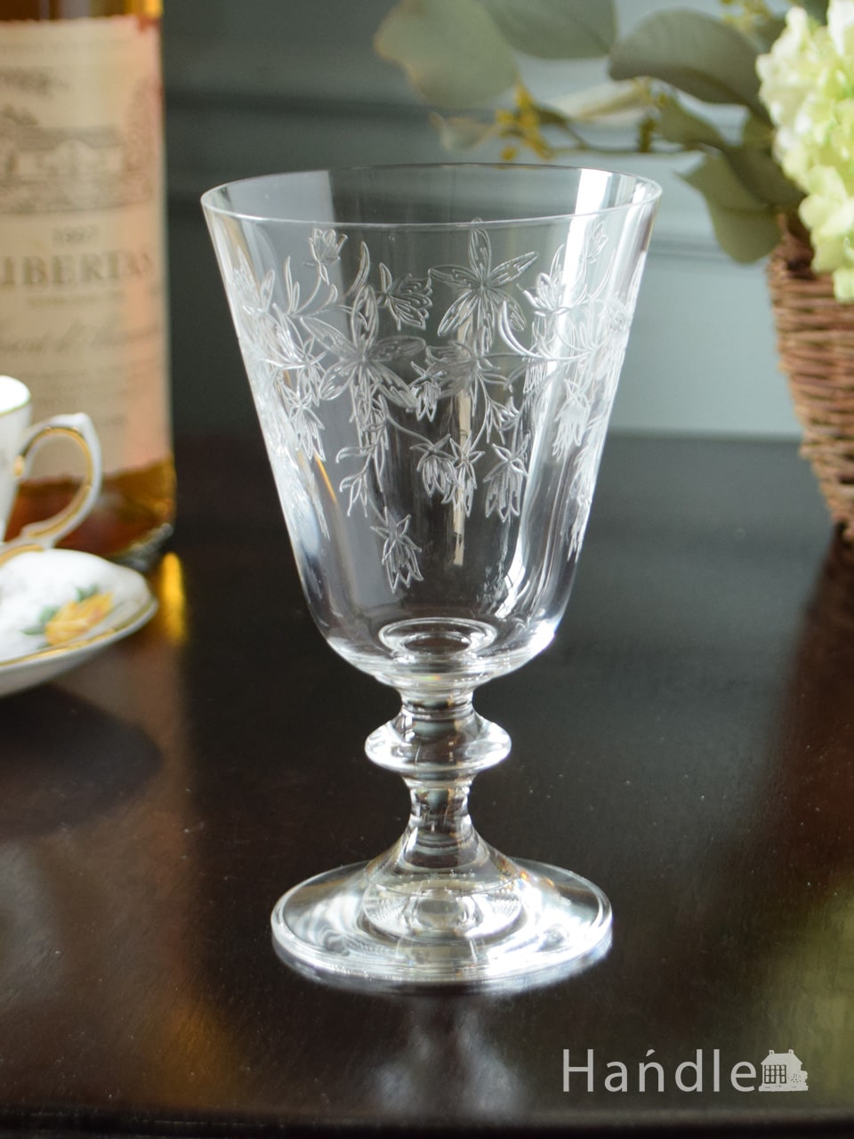 ボヘミアクリスタルのおしゃれなグラス、「Valentina」(ヴァレンティナ)のワイングラス (n2-060)
