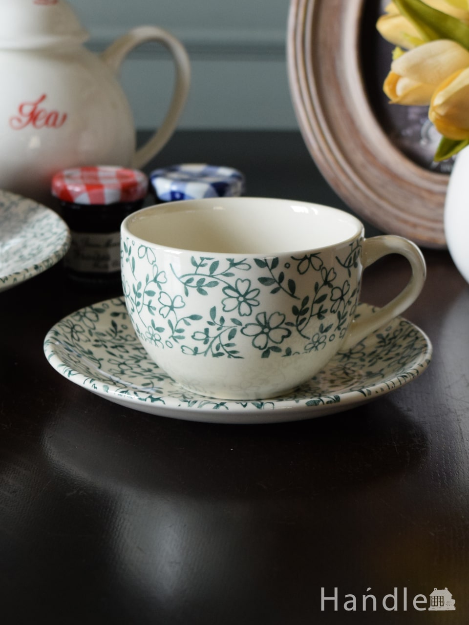 小花の模様が可愛いカップ＆ソーサー、コントワール・ドゥ・ファミーユのおしゃれな食器（GREEN） (cf-1569)