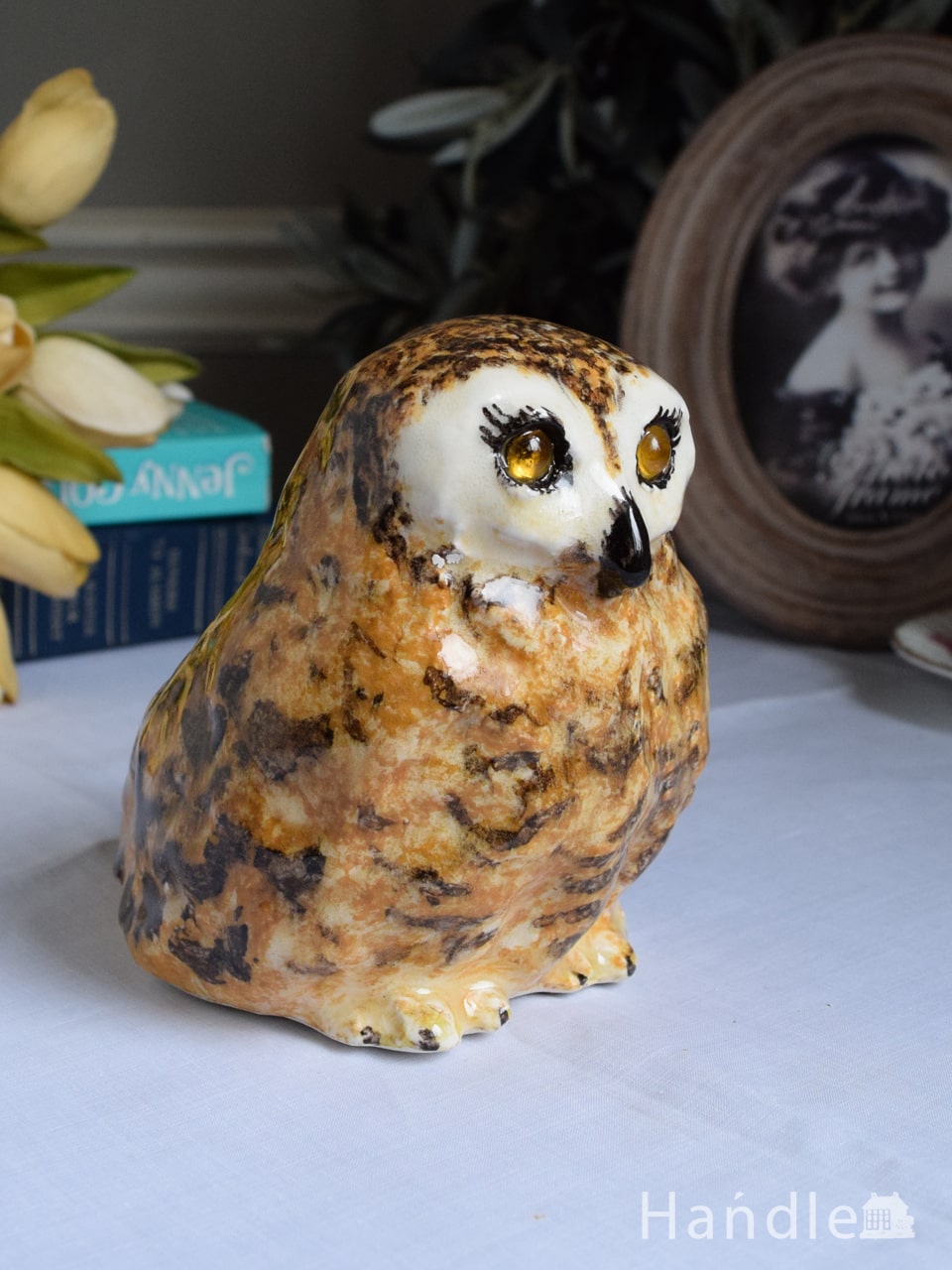 イギリスから届いた陶磁器のふくろう、まつ毛が可愛いウィンスタンレイオウル（WINSTANLEY OWL）