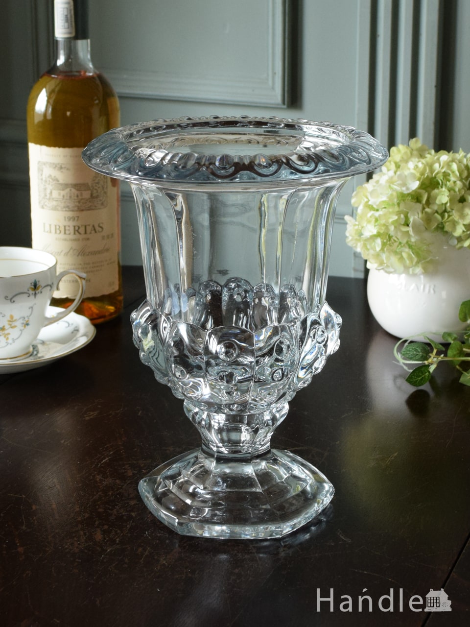 おしゃれなガラスの花瓶、爽やかなクリアガラスのフラワーベース（Mサイズ）