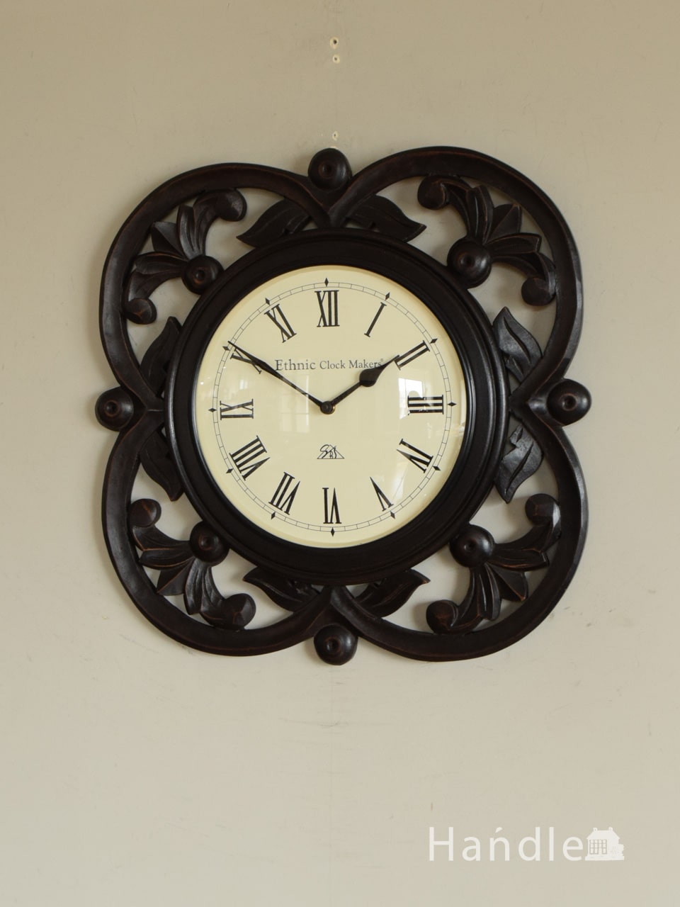 アンティーク調のおしゃれな時計、ウォールアクセサリーのようなウォールクロック（掛け時計） (n21-057)