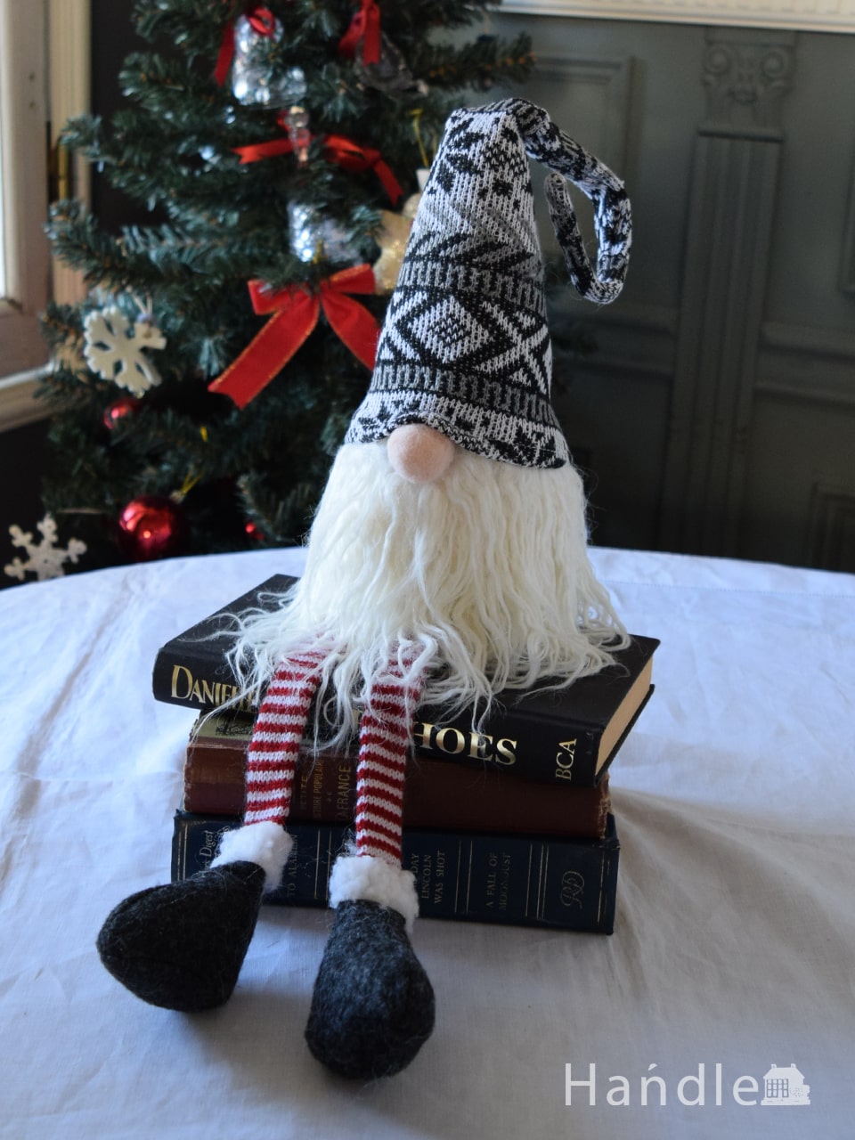 北欧のクリスマス雑貨、ニットの帽子を被った妖精トムテの人形（ノルディック模様・BK・Lサイズ） (cm-302)