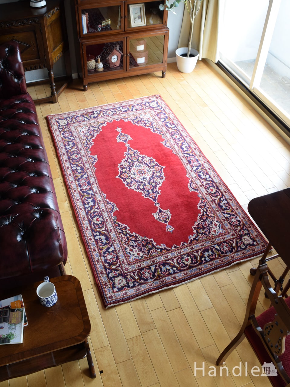 キャフサデザインが美しいオールドペルシャ絨毯、Kashan（カシャーン）のラグ (m-8036-z)
