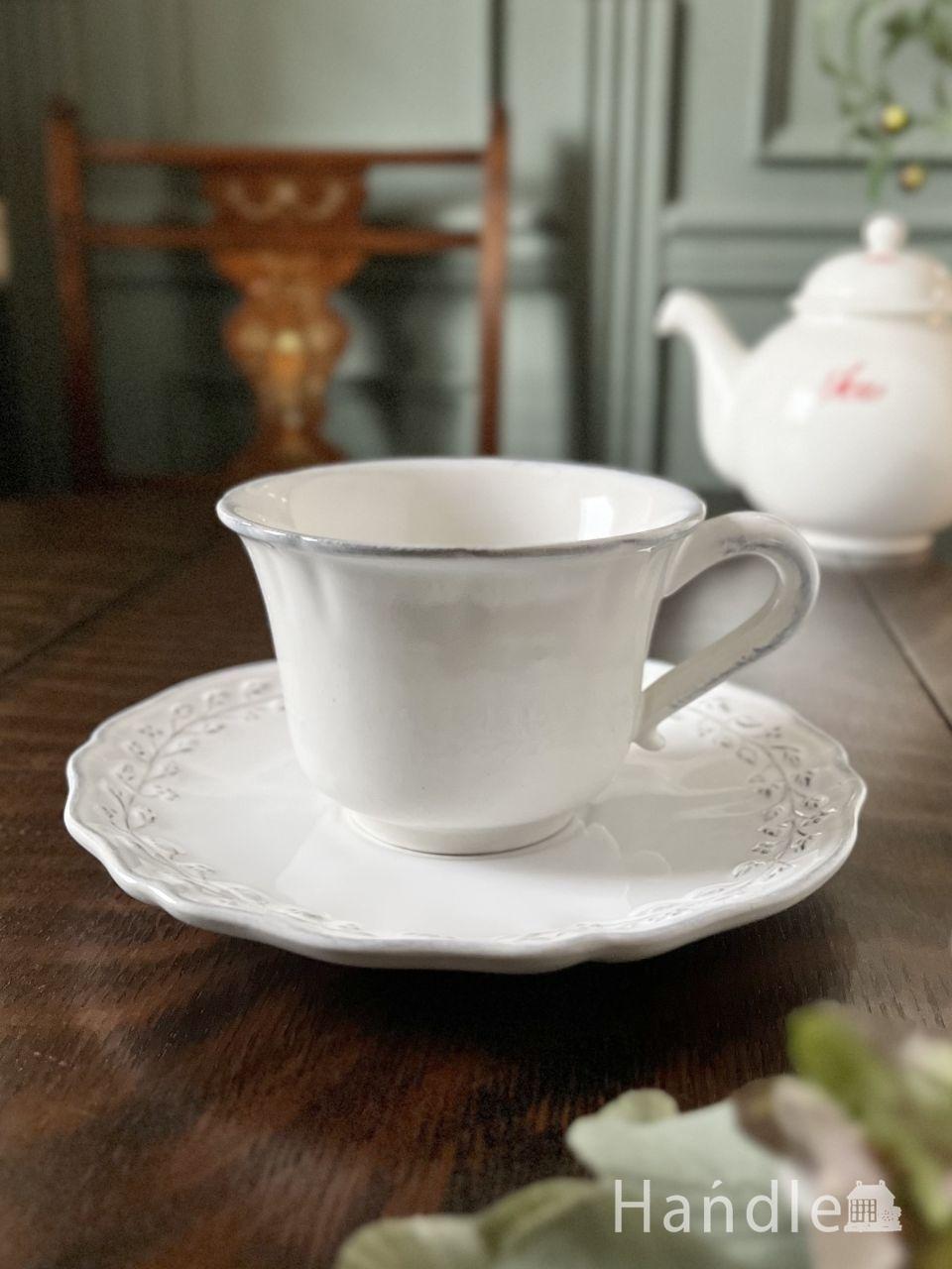 フランス生まれのおしゃれなティーカップ、コントワール・ド・ファミーユのシンフォニー