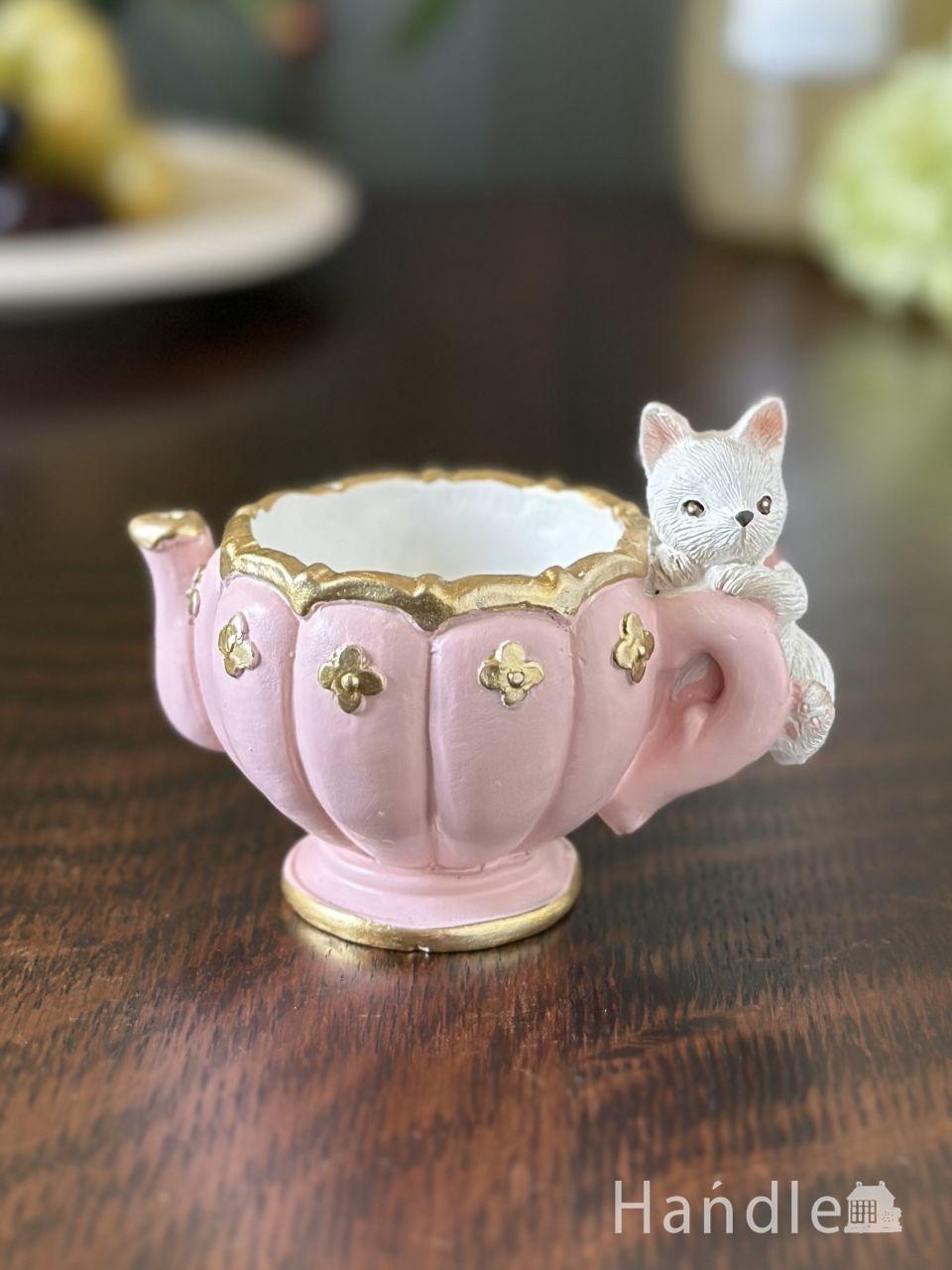 とっても可愛い猫ちゃんのフラワーポット、ティーポットの形をした可愛い花器(PK) (n22-333)