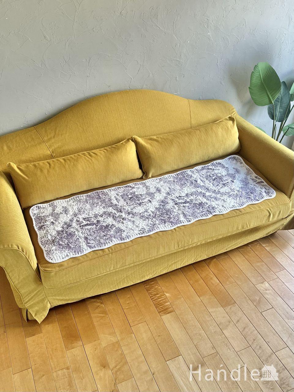 トワルドジュイのおしゃれなマット、リバーシブルタイプのキルトマット50✕150cm