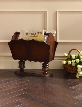 木製のアンティーク家具、オシャレなオーク材のマガジンラック (j-086-z)