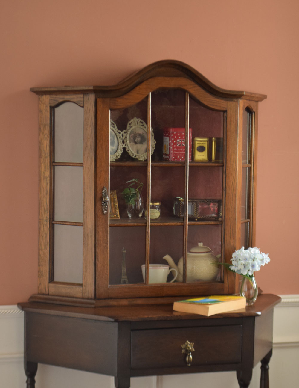 【フランス便】アンティーク◆ 壁掛けガラスキャビネット◆ Cabinet アンティーク壁掛けガラスキャビネット – フランス