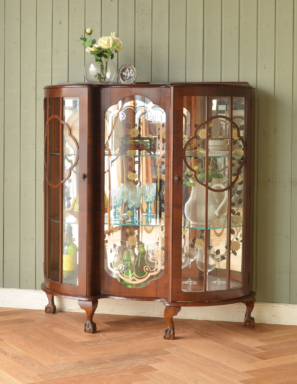 黄色のお花のミラー、イギリスのアンティーク家具のショーケース（ガラスキャビネット） (j-1521-f)