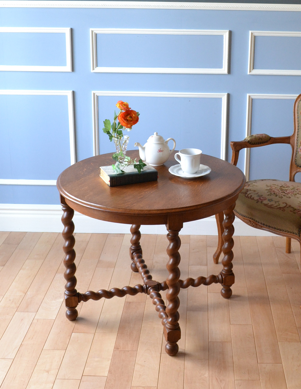 イギリス アンティーク サイドテーブル ツイストレッグ 英国 花台 テーブル イギリス アンティーク サイドテーブル ツイストレッグ 英国 花台 テーブル