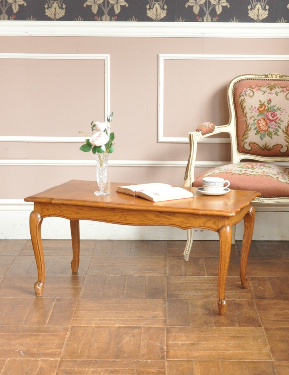 エレガントなフランスのアンティーク家具、美しい脚のコーヒーテーブル (j-1572-f)