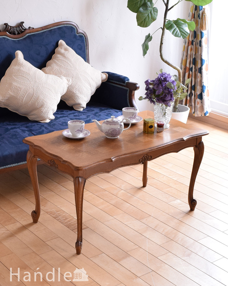 市松模様がキレイなコーヒーテーブル、フランス輸入のアンティーク家具 (j-1940-f)