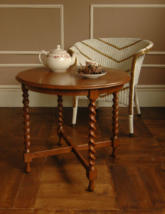 アンティーク サロン テーブル (j-362)