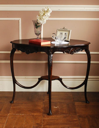 2012年12月03日にご成約済み。1940年代のアンティーク オケージョナル テーブル (j-549-f)