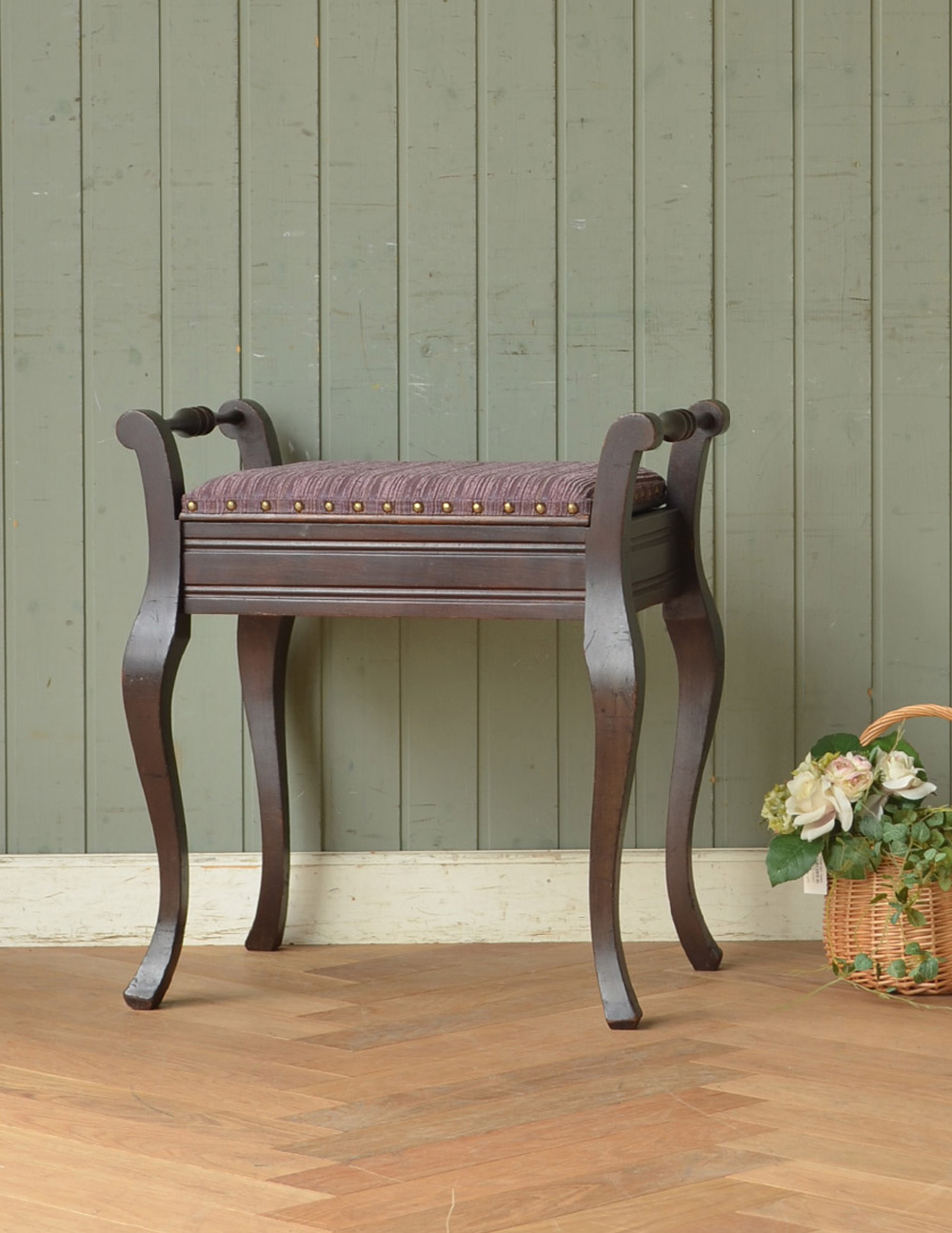 イギリスの収納付アンティークの椅子、布張りのスツール（ピアノスツール）