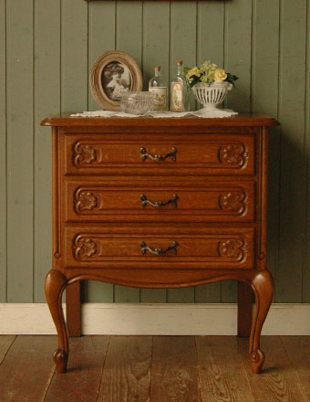 2013年03月30日にご成約済み。1940年代のアンティーク チェスト (j-622-f)