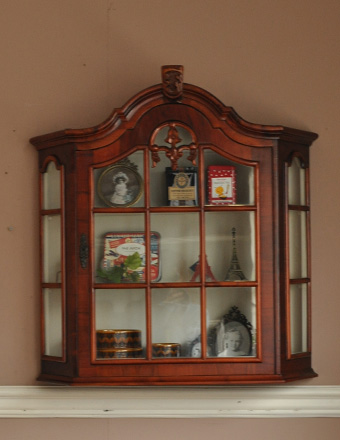 2013年12月23日にご成約頂きました。1940年代のアンティーク ウォール キャビネット (j-887-f)