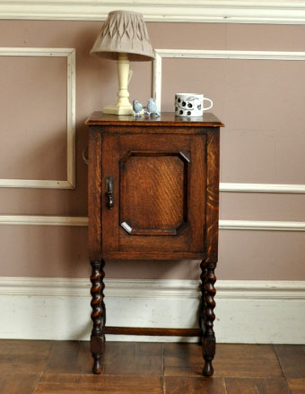 1920年代のアンティーク ナイトテーブル (j-928-f)