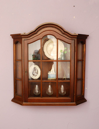 フレンチスタイルのアンティーク家具、壁に付ける小さなキャビネット (j-984-f)