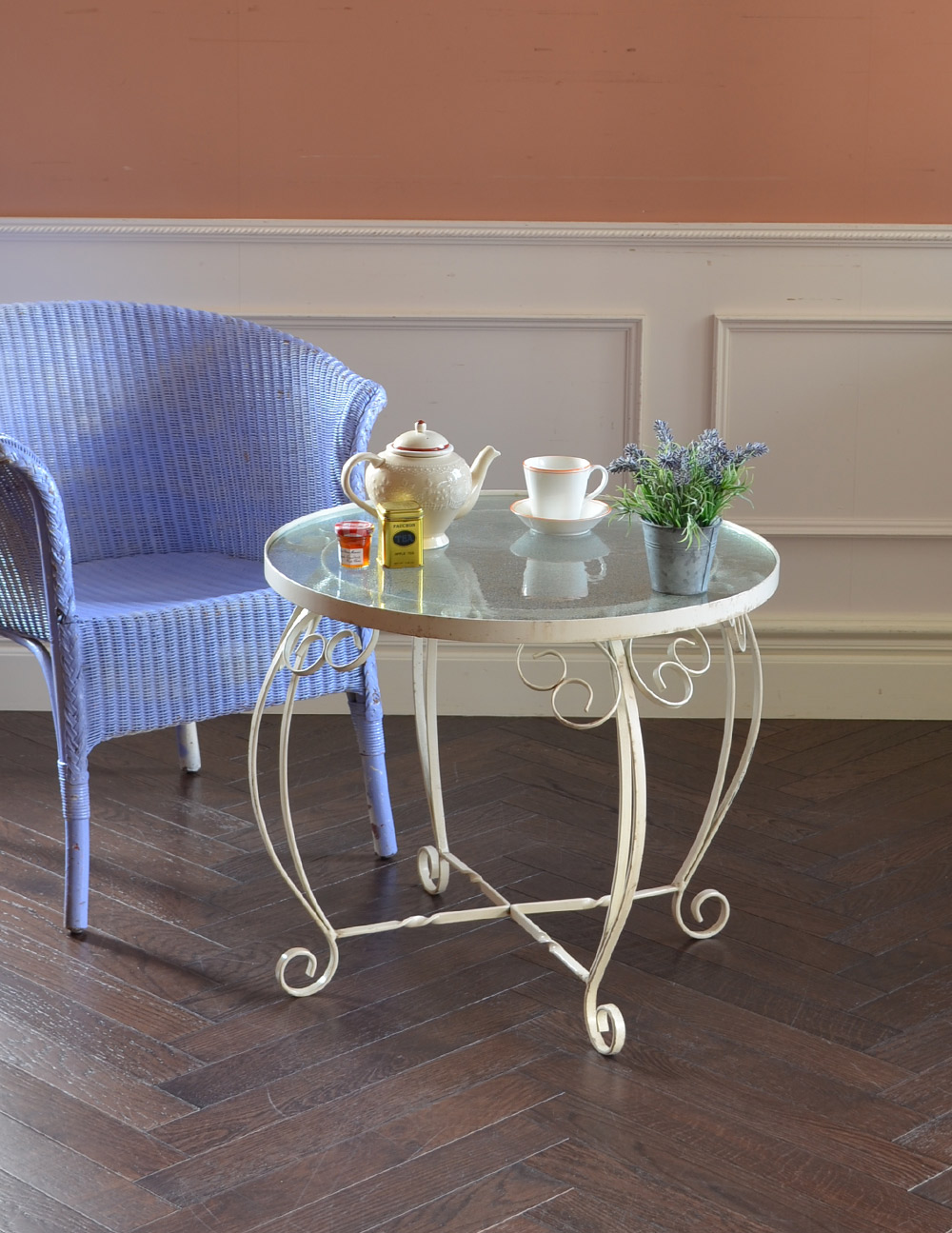 フランスで見つけたアンティーク家具、ガラスとアイアンのコーヒーテーブル（ホワイト） (k-1219-f)