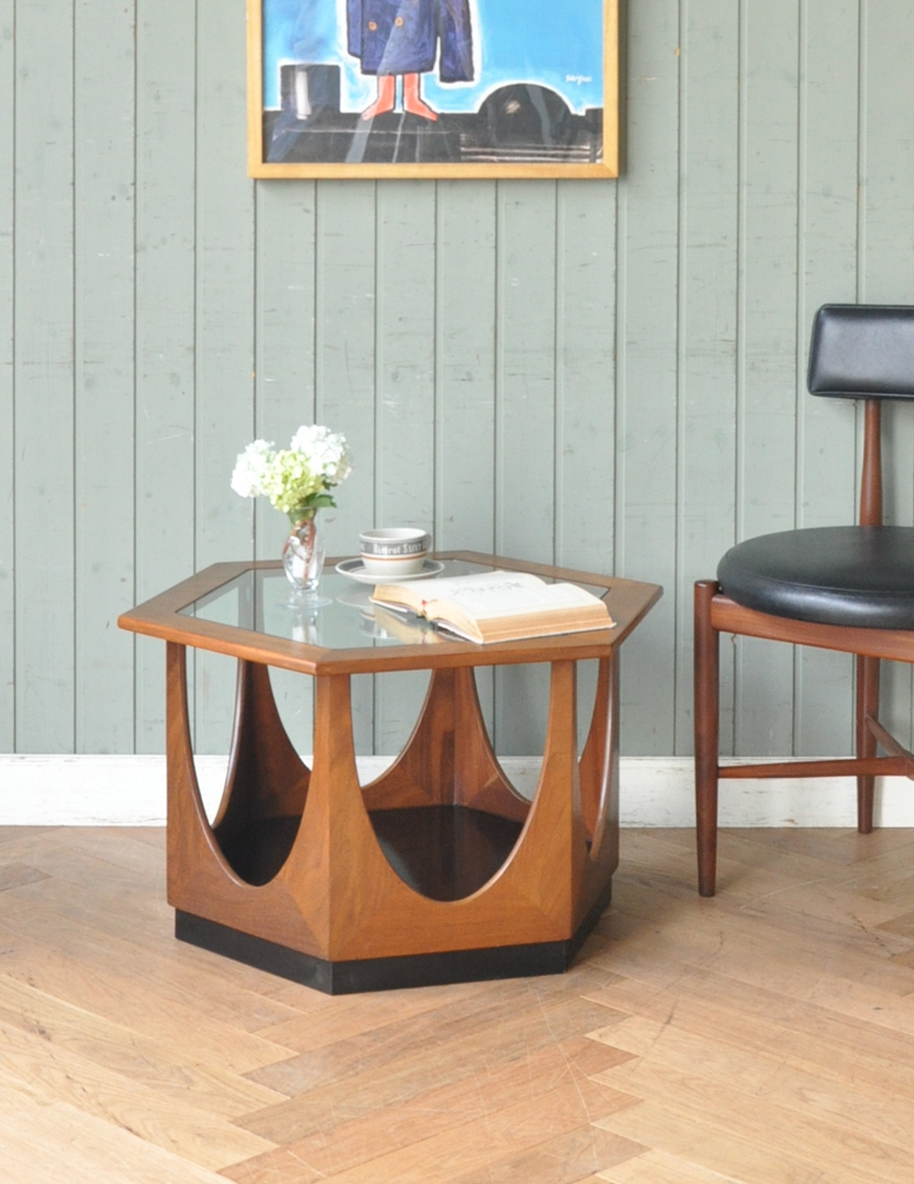 G-PLANのカッコいいビンテージ家具、六角形コーヒーテーブル