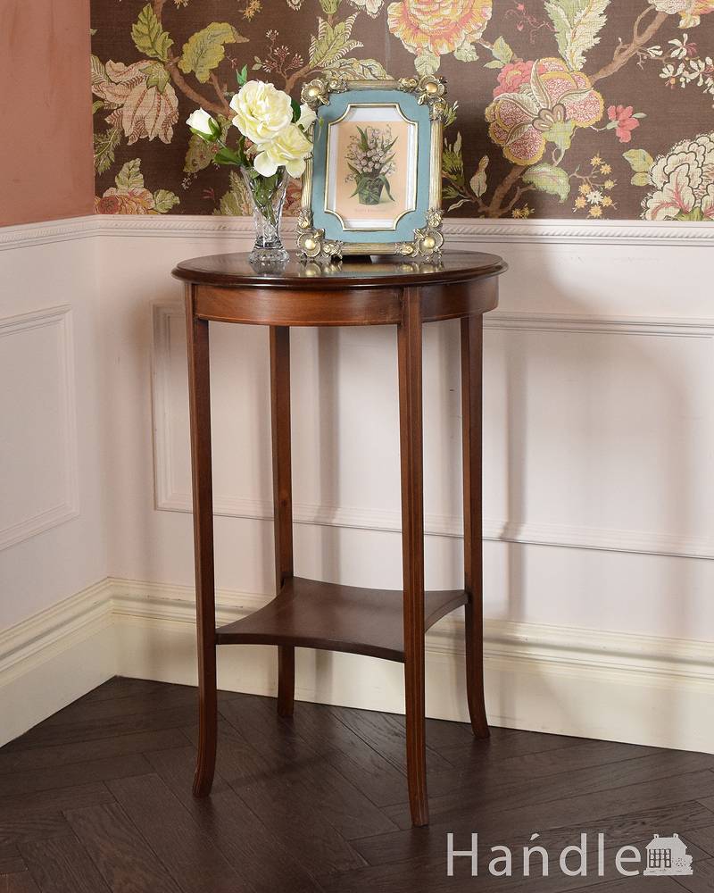 マホガニー材を使ったアンティーク英国輸入家具、美しいオケージョナルテーブル (k-1681-f)