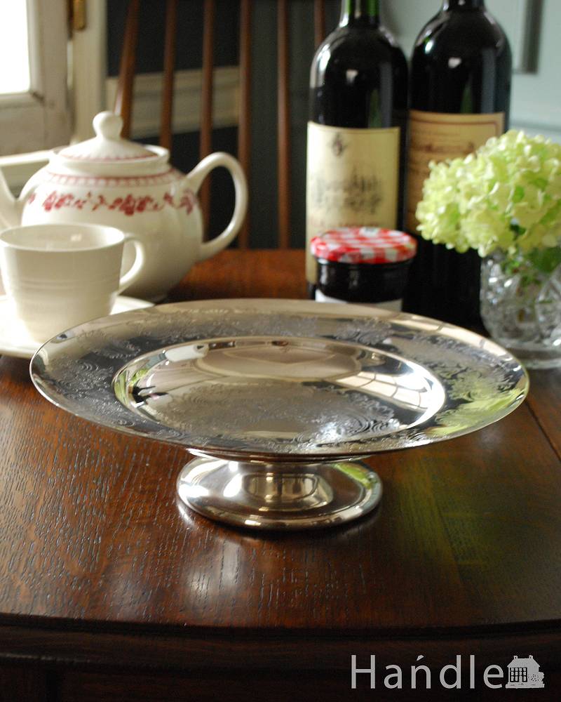 繊細な模様が美しい英国の銀食器、アンティークシルバーのコンポート（トレイ） (k-1933-z)
