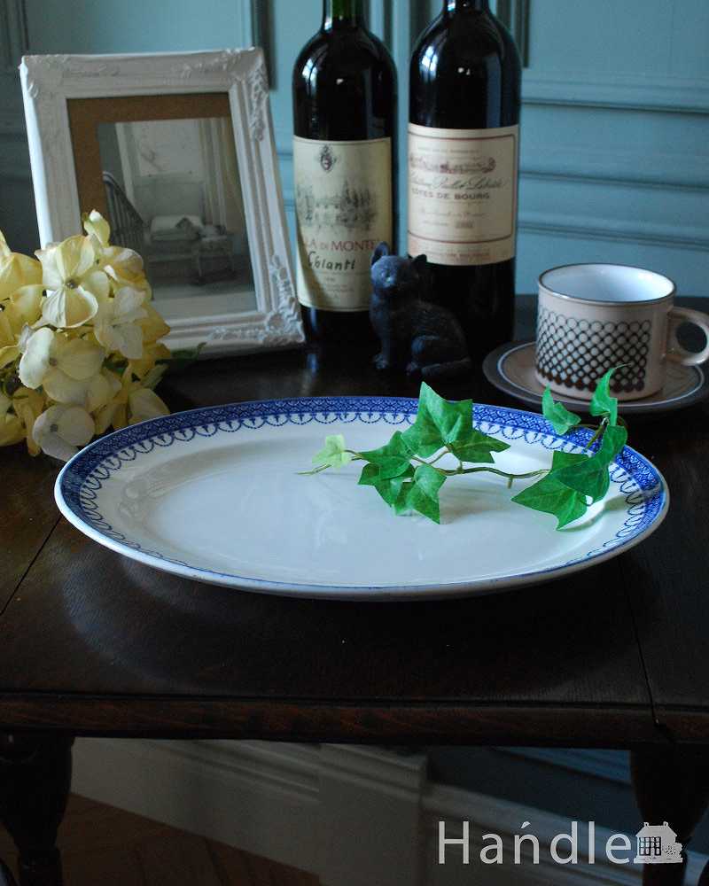 食卓を優雅に彩る、ブルーが美しいアンティークオーバルプレート (k-2125-z)