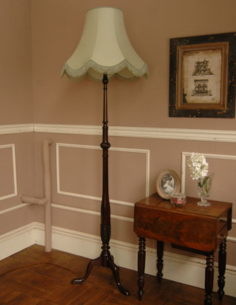 2013年02月26日にご成約済み。1930年代のアンティーク フロアランプ (k-475-z)