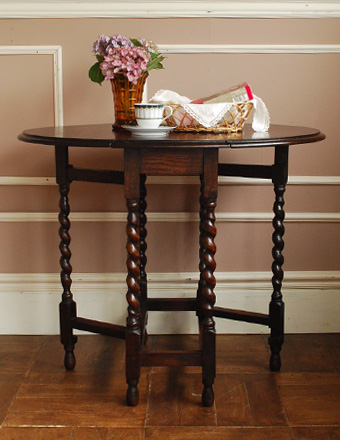 1930年代のアンティーク　ゲートレッグ テーブル (k-487-f)